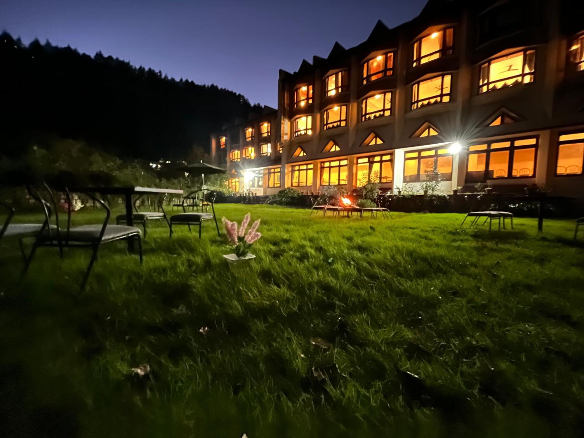 Sagar Heritage Resort, Near Mall Road Manali Exterior foto