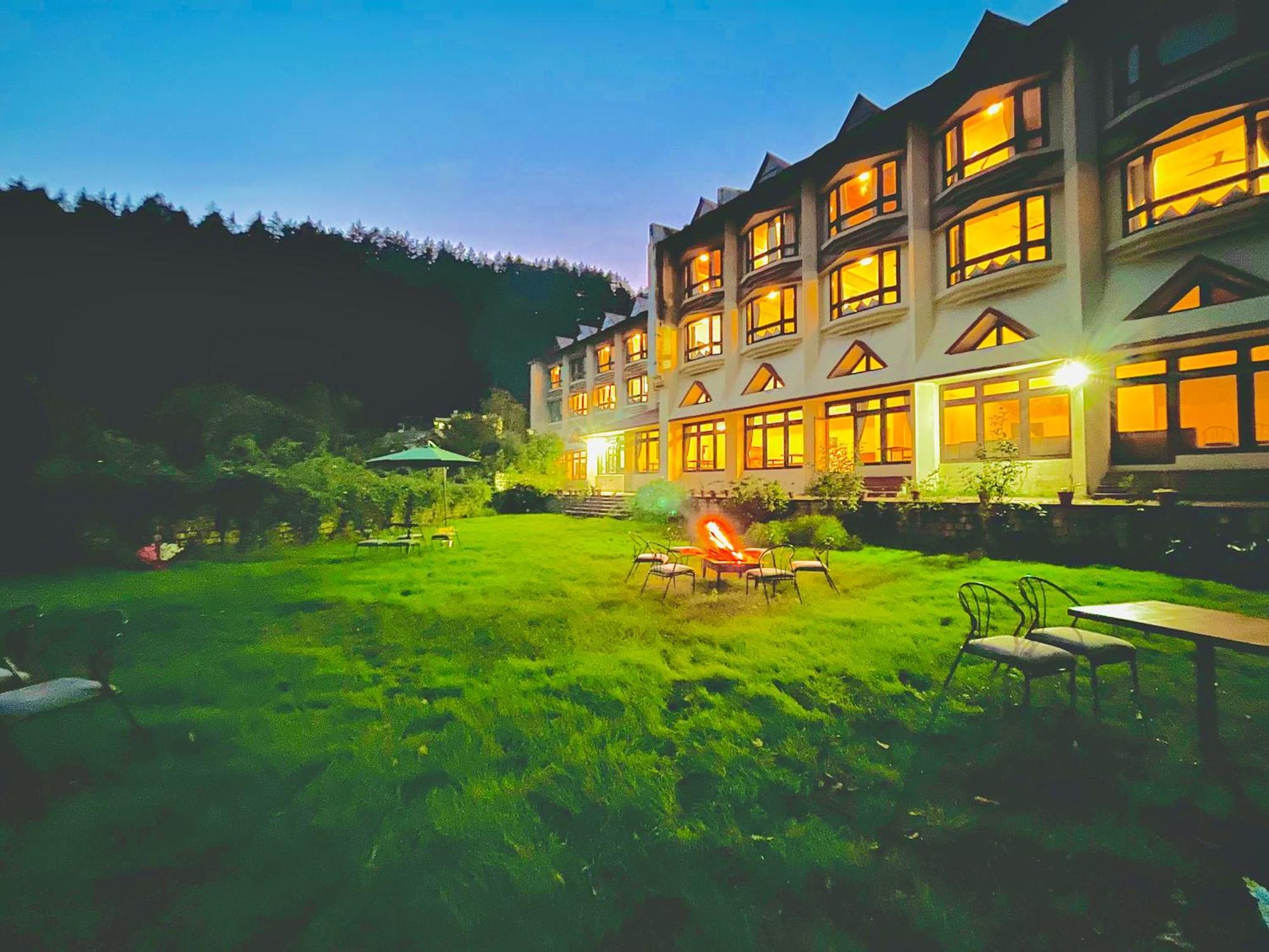 Sagar Heritage Resort, Near Mall Road Manali Exterior foto